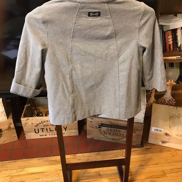 Lululemon summer jacket size 8 - Picture 4 of 5